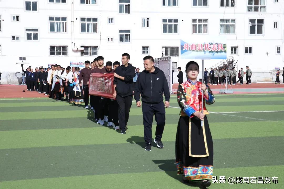 篮球邀请赛邀请函图片_3月篮球邀请赛规则是什么_篮球邀请赛方案