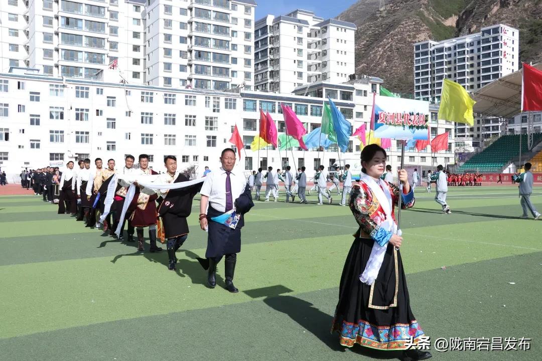 篮球邀请赛邀请函图片_3月篮球邀请赛规则是什么_篮球邀请赛方案