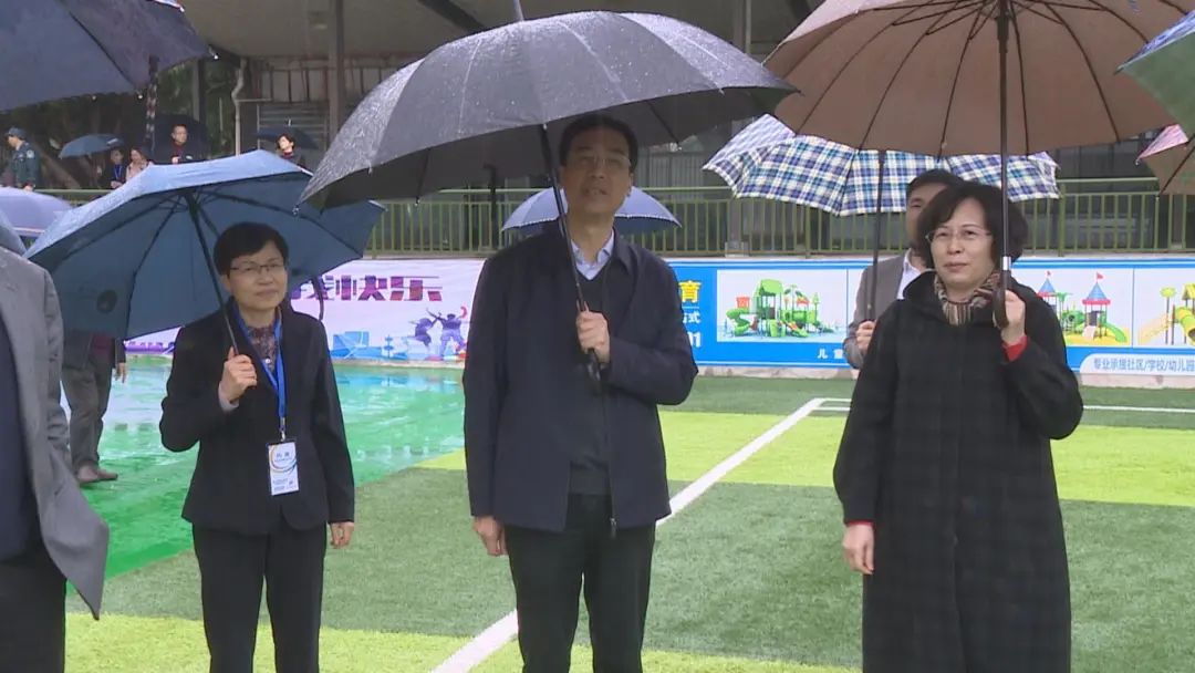 击剑冠军李静_击剑冠军李莉_李静冠军击剑比赛视频