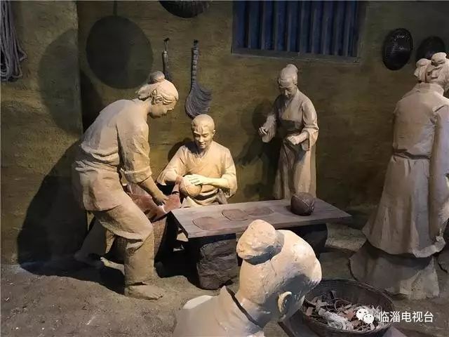 足球经典名画_名画足球历史_足球画作品名