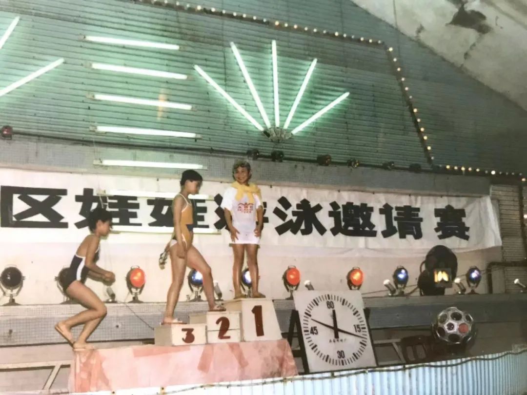游泳冠军2021_游泳世界冠军_世界游泳比赛仰泳冠军名单