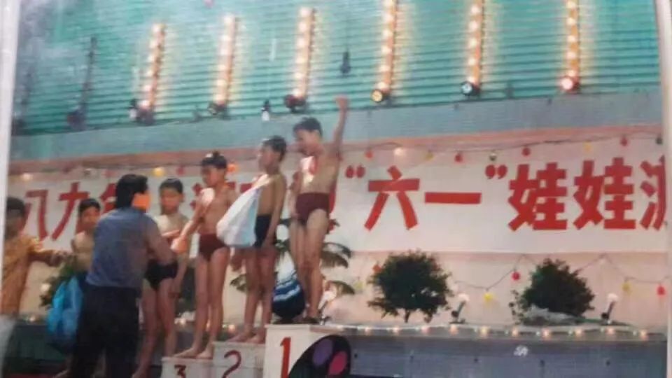 游泳冠军2021_游泳世界冠军_世界游泳比赛仰泳冠军名单