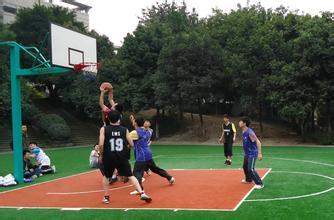 篮球野球场适合什么打法_篮球野球场用什么规则_野球场基本篮球规则有哪些