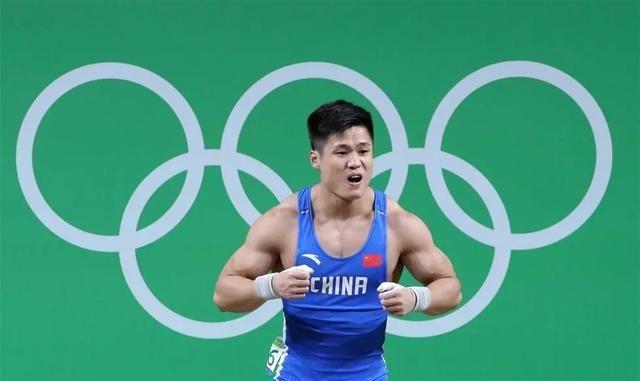 篮球操世界冠军是谁啊_篮球冠军视频_2021年篮球操