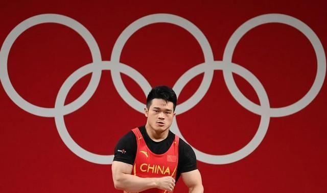篮球操世界冠军是谁啊_篮球冠军视频_2021年篮球操