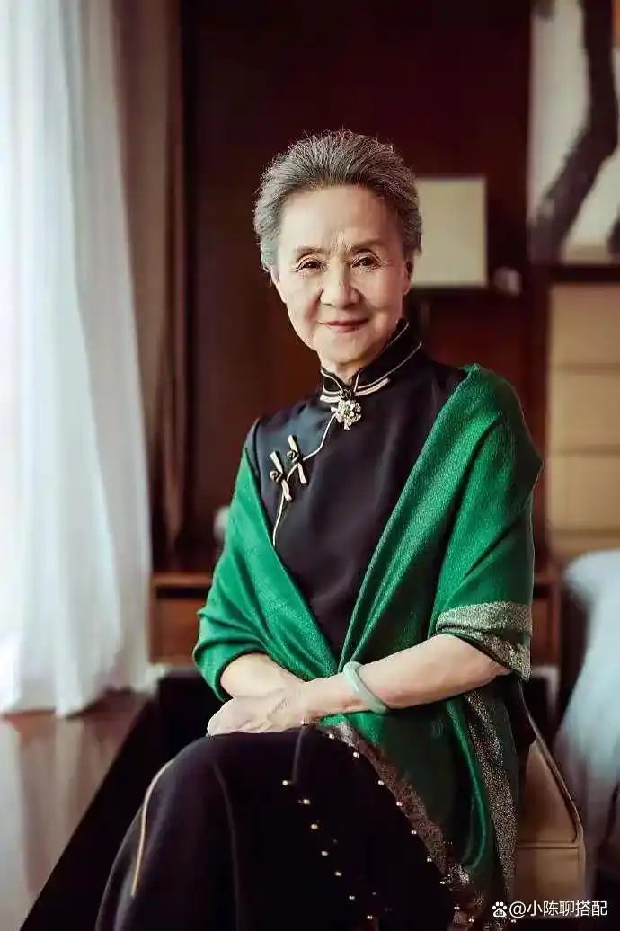 锻炼弯腰_弯腰是有氧运动_弯腰运动会造成腰突出吗