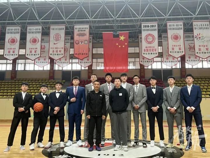 篮球高中联赛冠军_高中篮球总决赛_全国高中篮球冠军决赛视频
