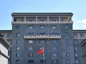 游泳冠军2021_代县游泳冠军_游泳冠军赛