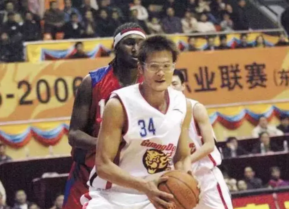 广西威壮篮球老板哪里人_广西威壮篮球比赛视频_广西威壮篮球总冠军
