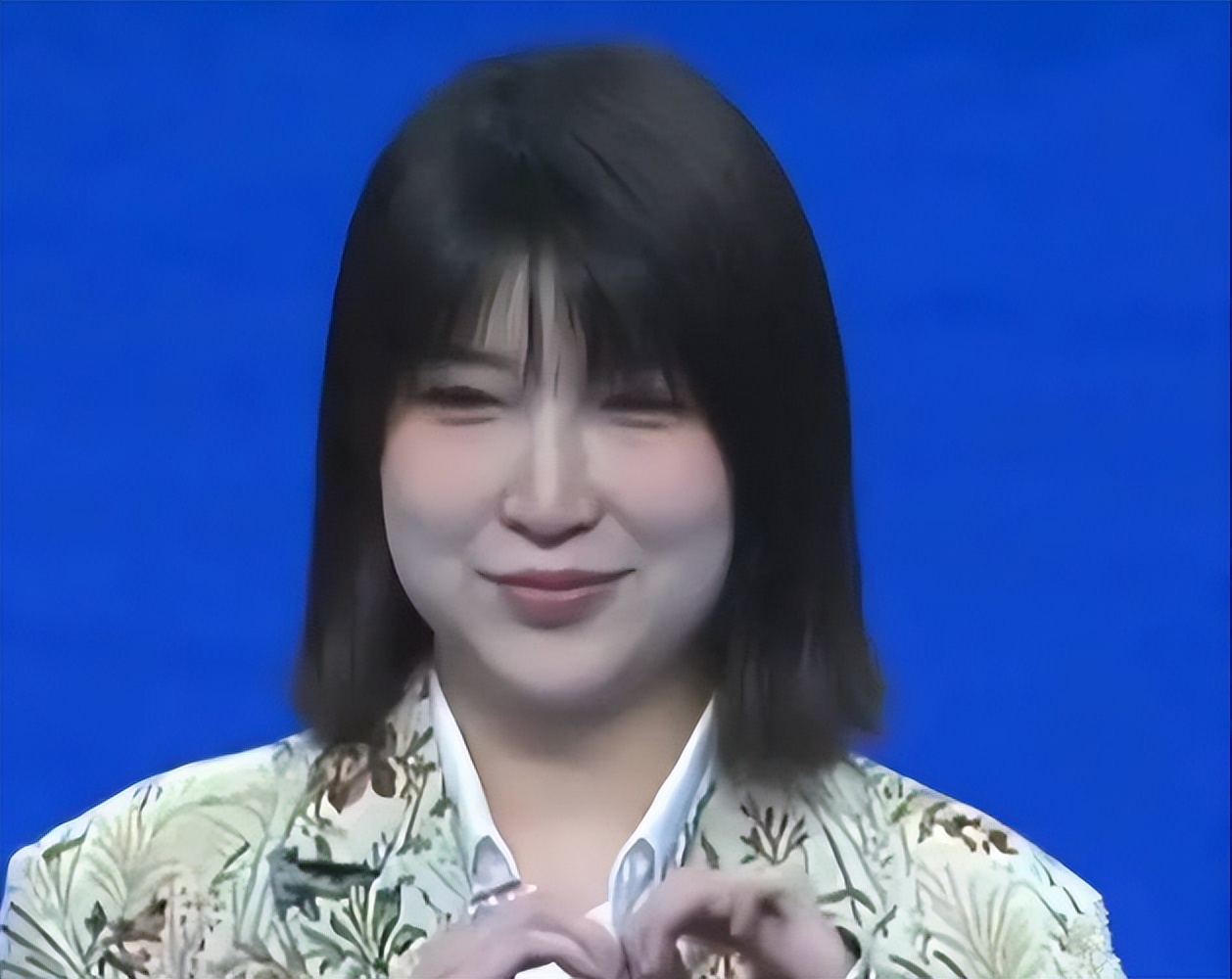 游泳女友冠军是谁_游泳冠军女友_游泳女友冠军视频