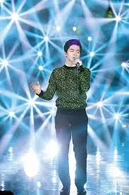 健身男星_健身明星男塑型图片_男明星健身塑型